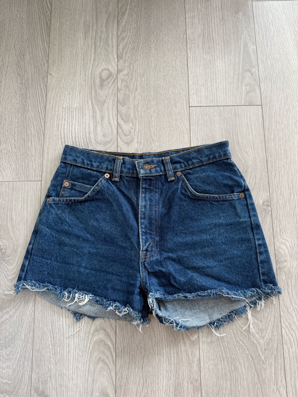 Levi’s Vintage 619 Orange Tab Cut Off Jean Denim Shorts - Picture 2 of 13
